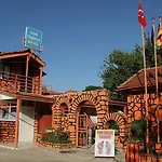 Temple 3* Side
