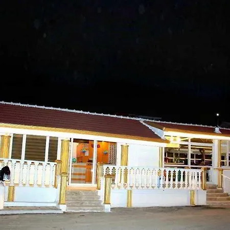 ホテル Temple シダ