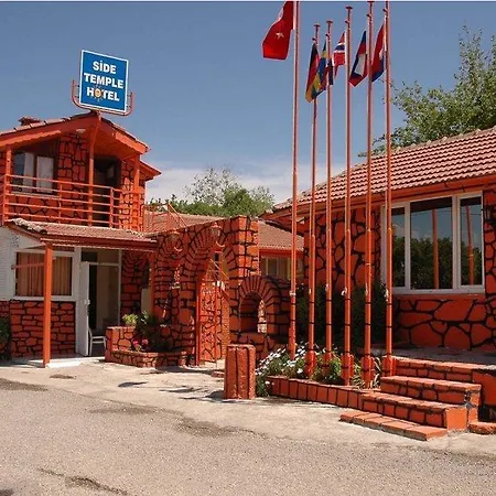 מלון Temple 3*
