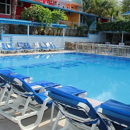 塞德坦普尔酒店 3* 锡德